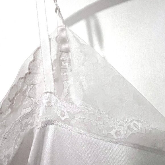 VINTAGE VANITY FAIR Full, Slip Size 36, Lingerie - Picture 6 of 16